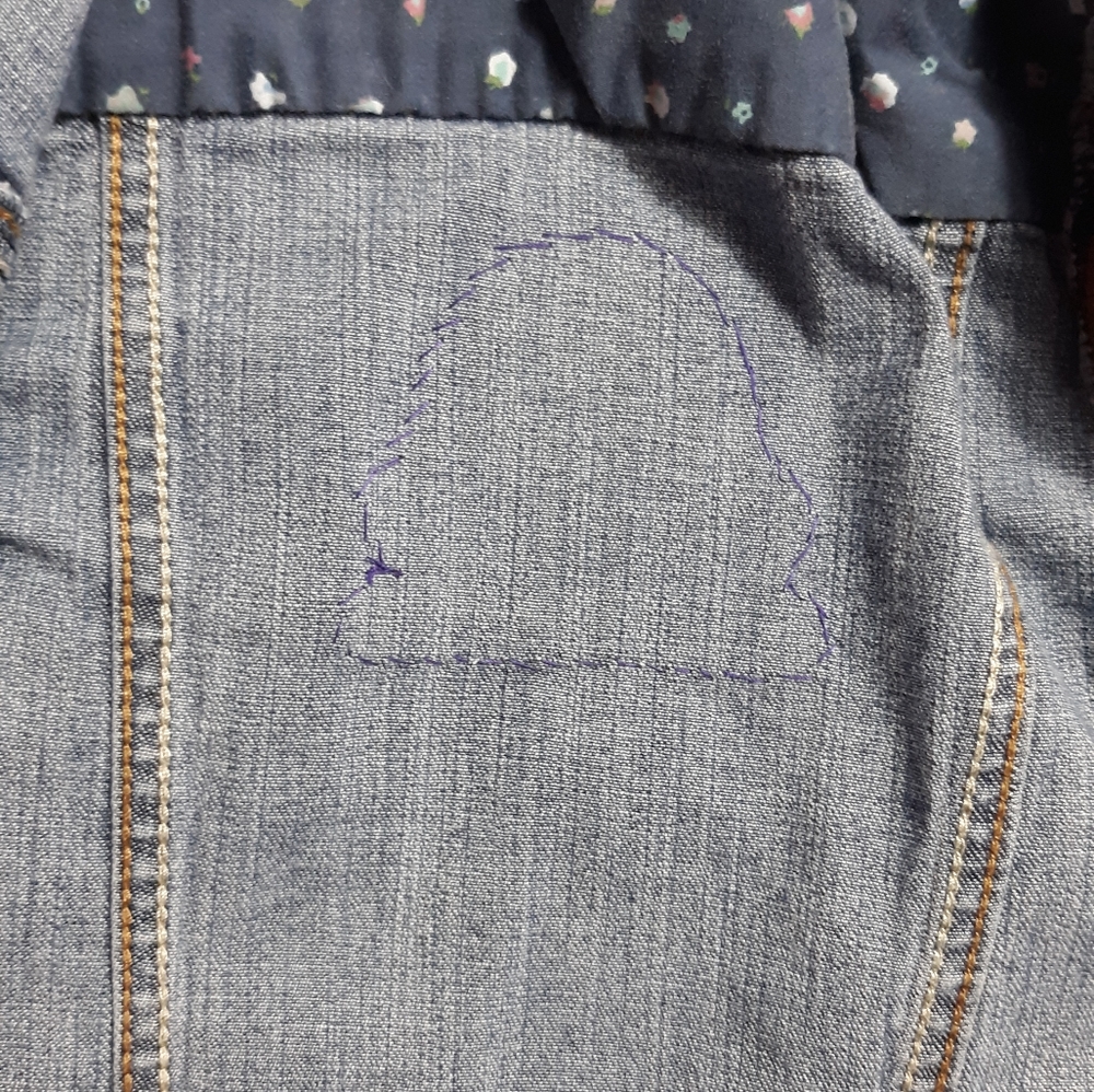 SOLD @MARKET! Upcycled 5T girls patch jacket. SO CUTE MUST SEE! 🌈 & 😃 - Picture 15 of 15